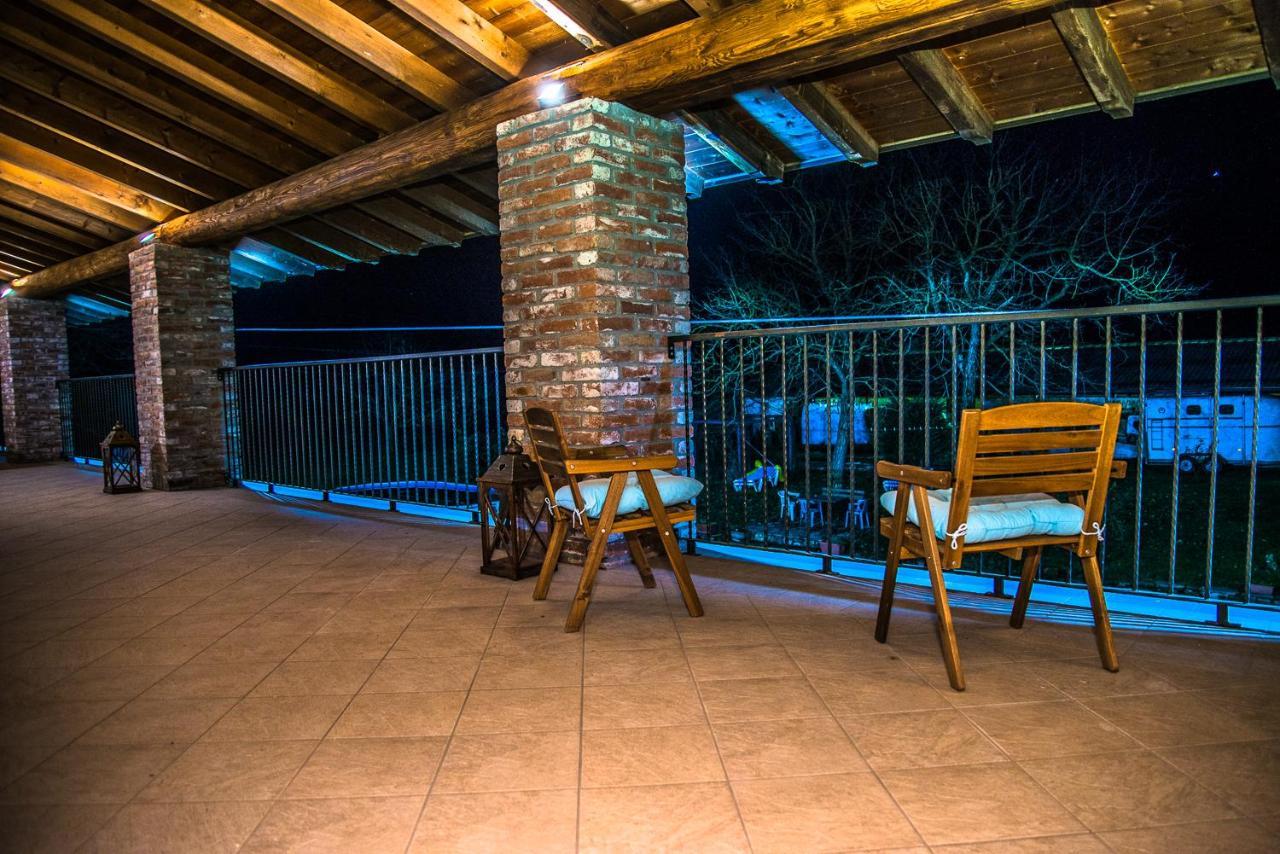 Cascina Lunguria Vila Francavilla Bisio Exterior foto